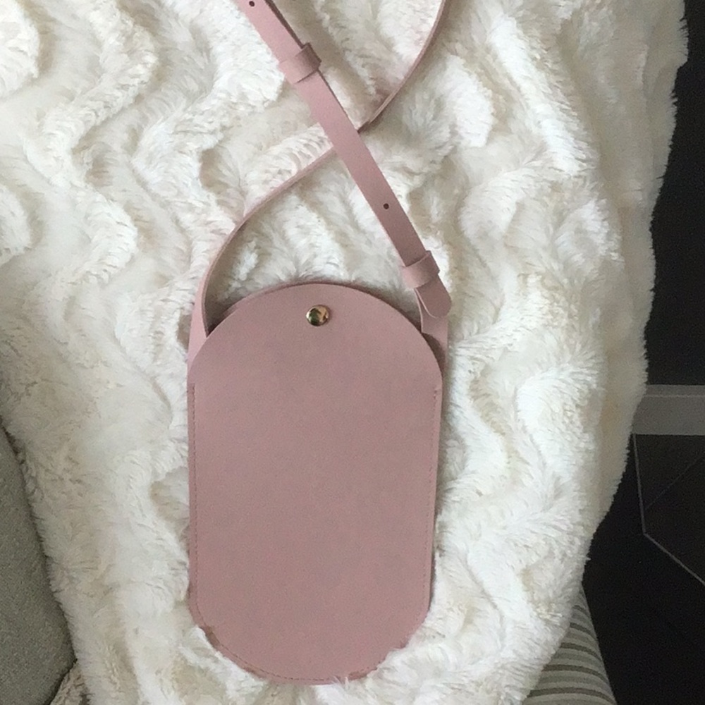 NWOT cellphone purse